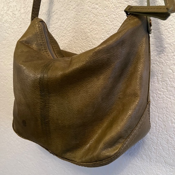 American Leather CO. Olive Green Crossbody Bag - Picture 7 of 15